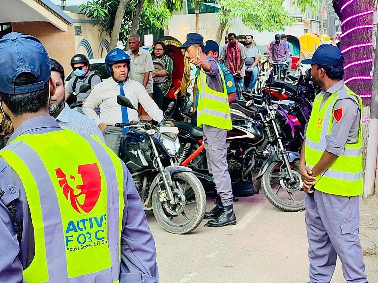 Traffic Security - ACTIVE FORCE 1